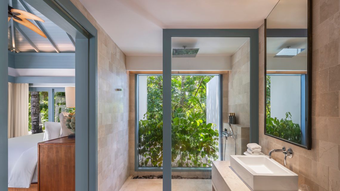 Two-Bedroom Island Beach Villa photo 9